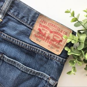Levi’s high waisted mini skirt
